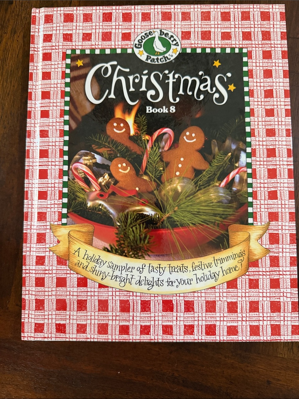 Gooseberry Patch Christmas Book 8 - Red Plaid Cover